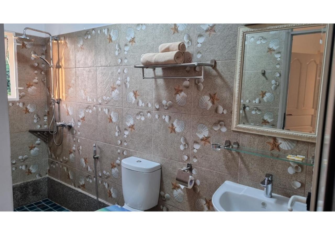 Holiday Home Baie Lazare  Екстер'єр фото