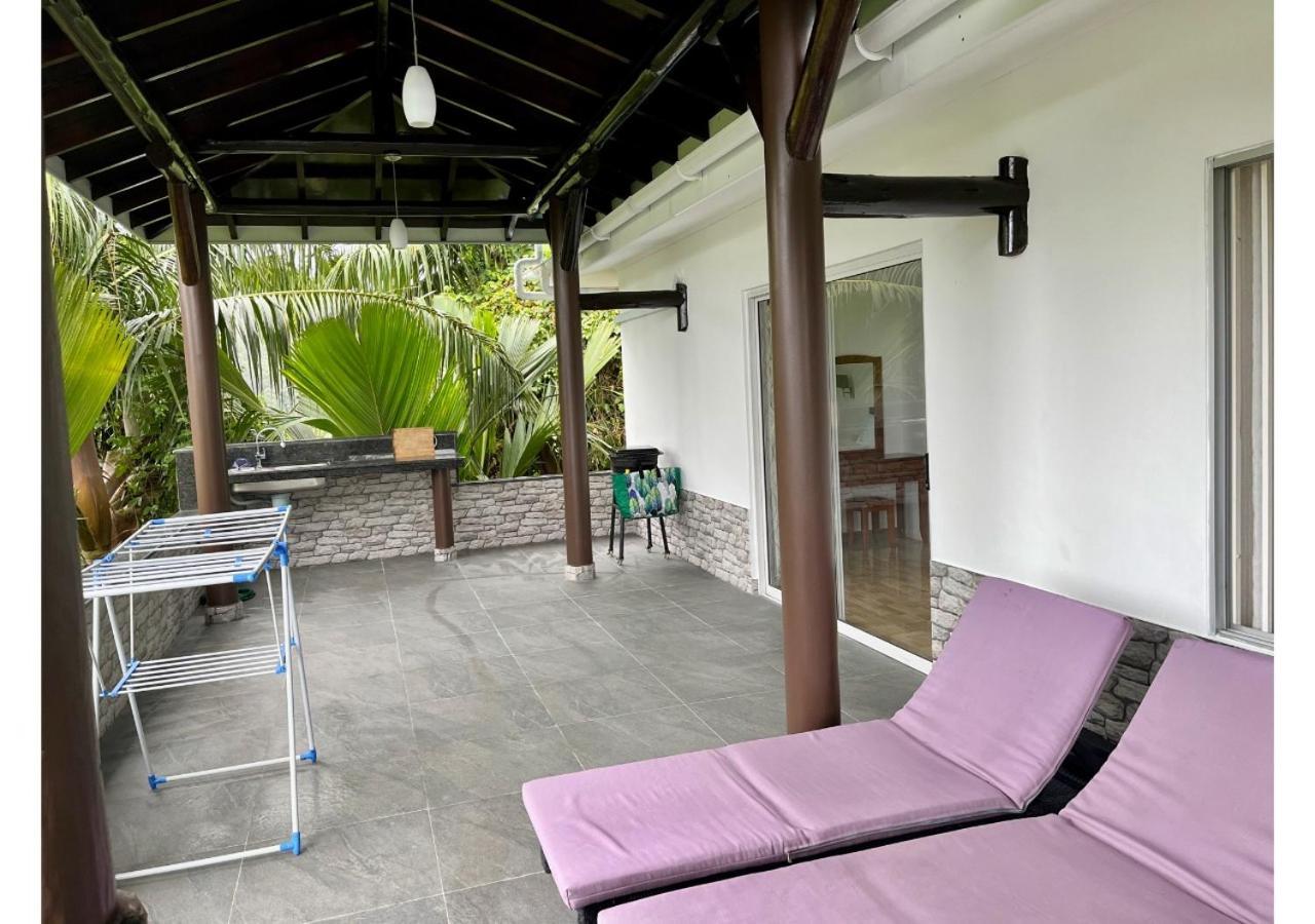 Holiday Home Baie Lazare  Екстер'єр фото